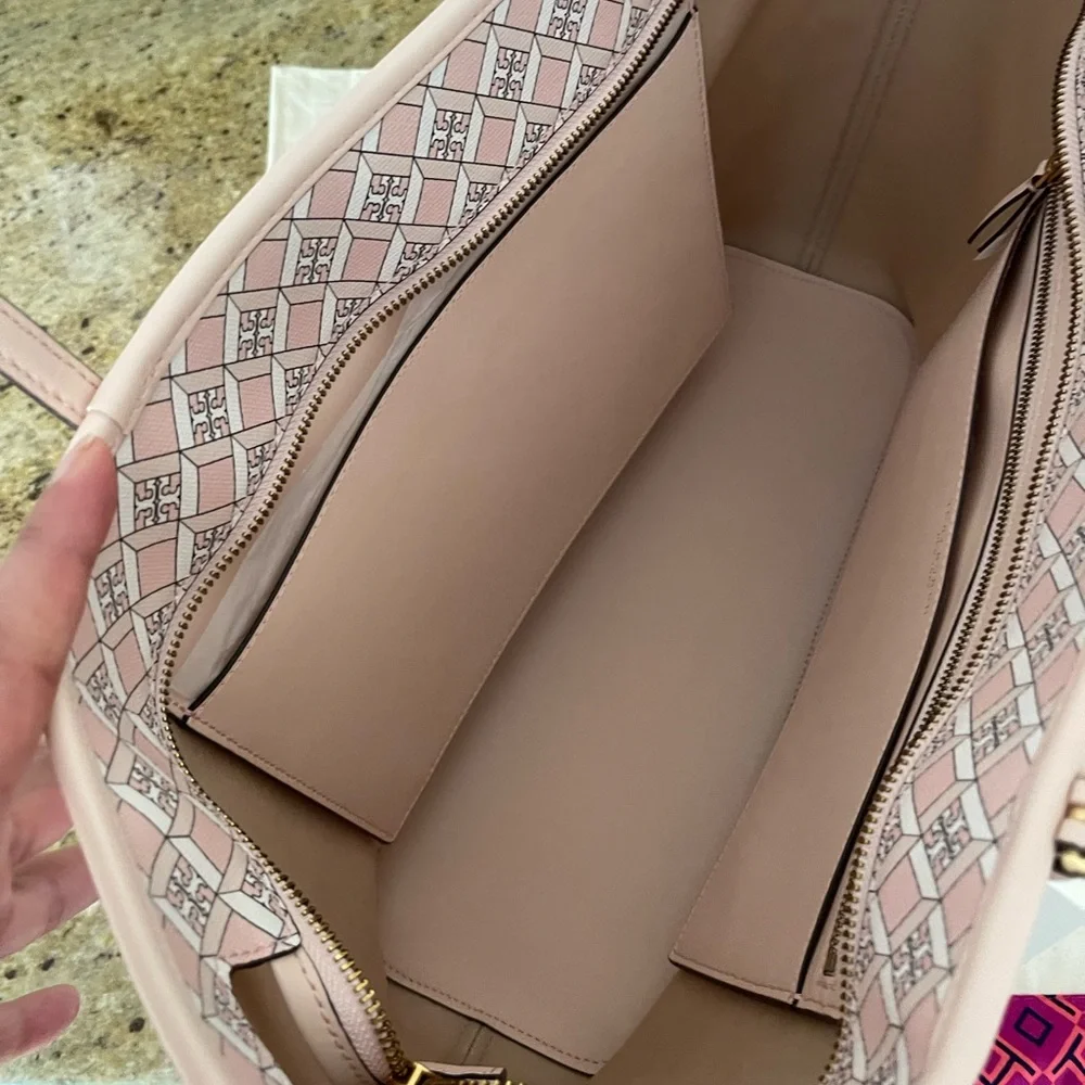 New Tory Burch geo logo targe zip tote - Picture 5 of 10